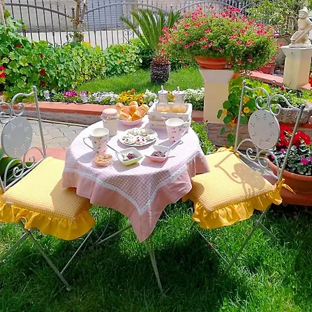 فندق مبيت وإفطار Il Giardino Da Pina 3*