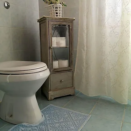 לינה וארוחת בוקר Il Giardino Da Pina 3*