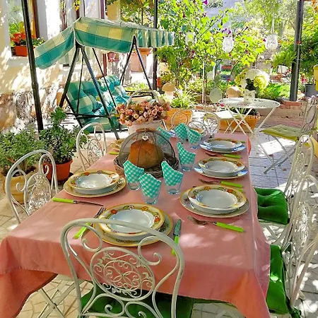 לינה וארוחת בוקר Il Giardino Da Pina Tuili