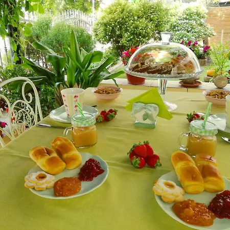 Il Giardino Da Pina Nocleg ze śniadaniem Tuili