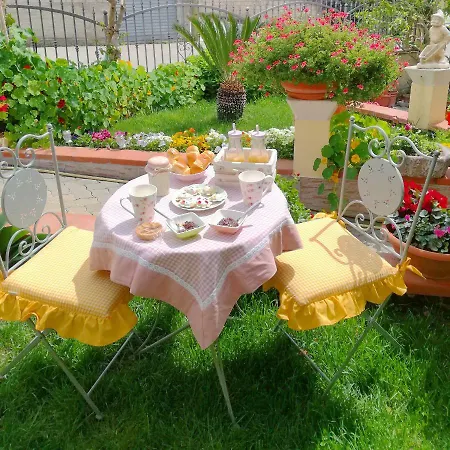 Bed & Breakfast Il Giardino Da Pina Tuili